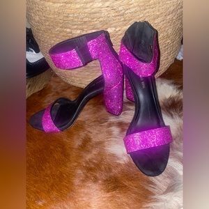 Ginanni Bini on sale today